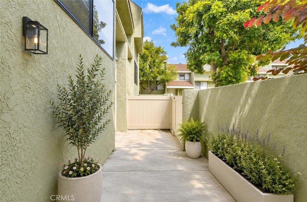 Image 30 of property listing at 1814 Seattle Street, West Covina, CA 91790