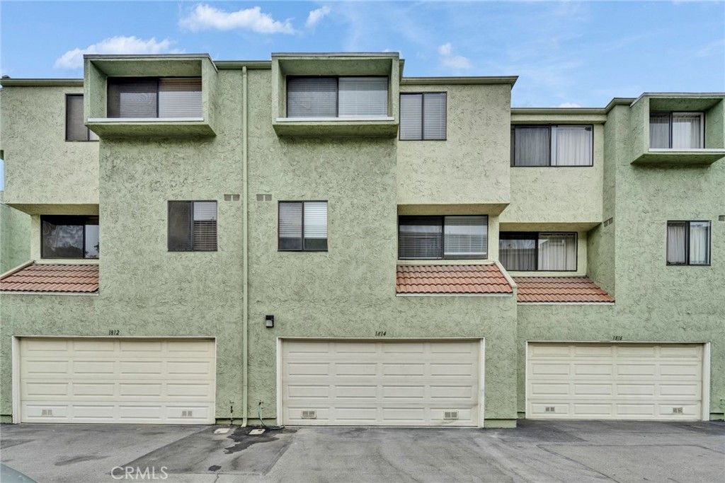 Image 33 of property listing at 1814 Seattle Street, West Covina, CA 91790