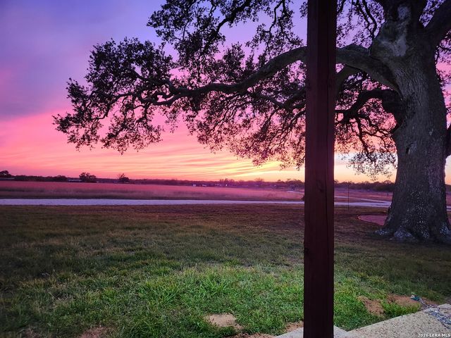 1725 Fm 2504, Poteet, TX 78065