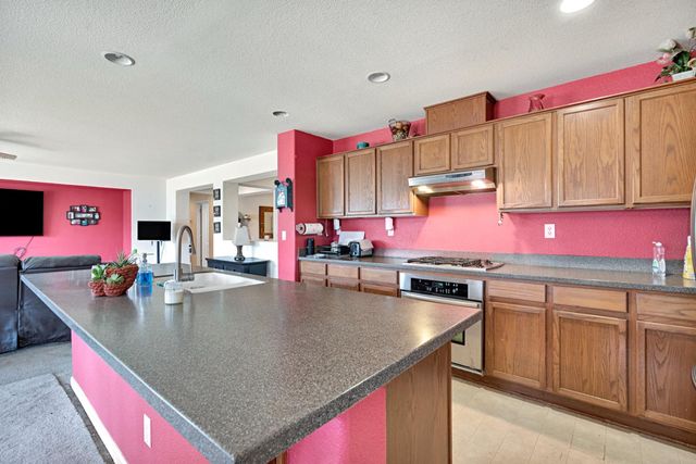 2364 S Rachel Avenue, Fresno, CA 93725