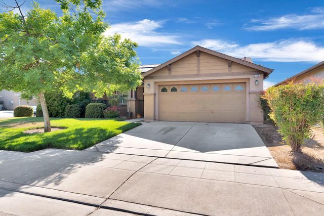 2364 S Rachel Avenue, Fresno, CA 93725