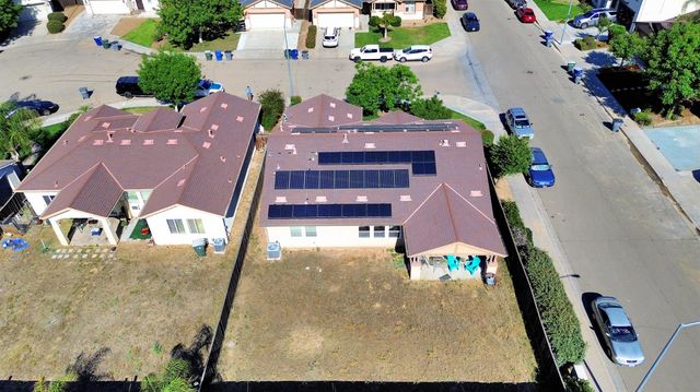 2364 S Rachel Avenue, Fresno, CA 93725
