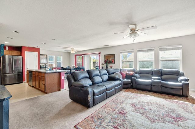 2364 S Rachel Avenue, Fresno, CA 93725