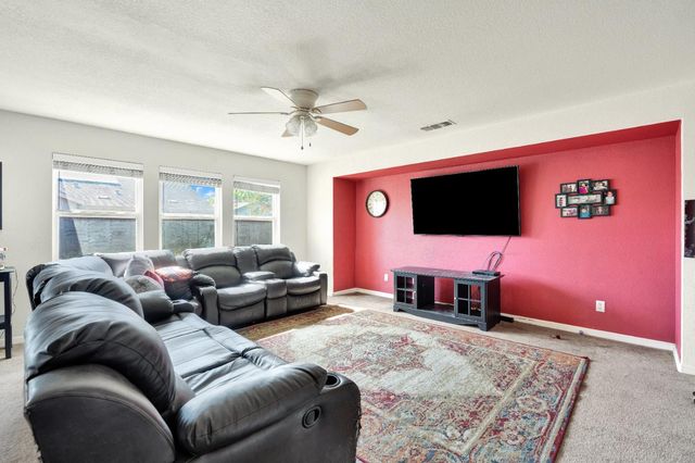 2364 S Rachel Avenue, Fresno, CA 93725