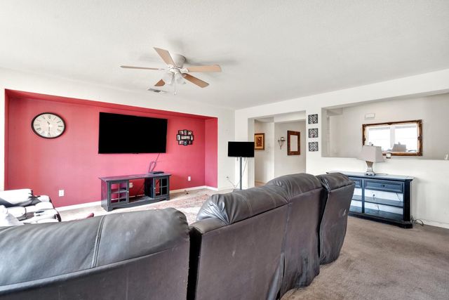 2364 S Rachel Avenue, Fresno, CA 93725