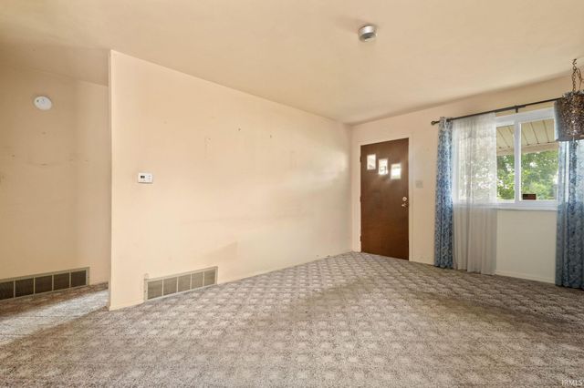 412 E Edgar Avenue, Mishawaka, IN 46545
