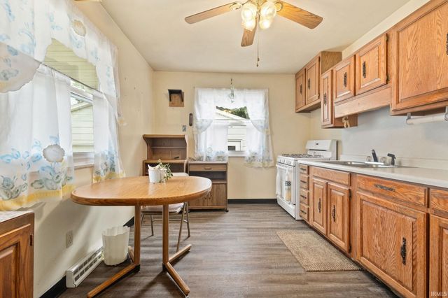412 E Edgar Avenue, Mishawaka, IN 46545