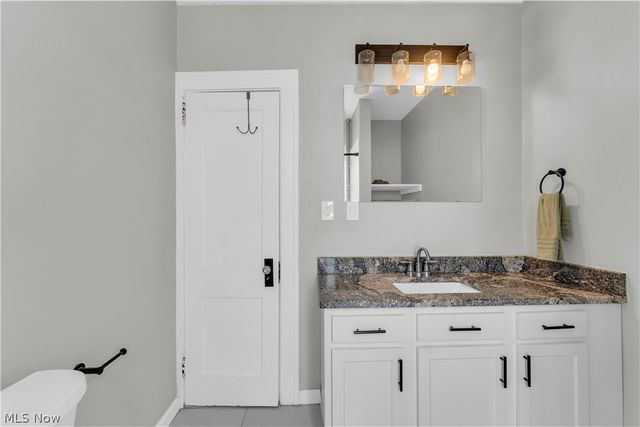 3562 Cedarbrook Road, University Heights, OH 44118