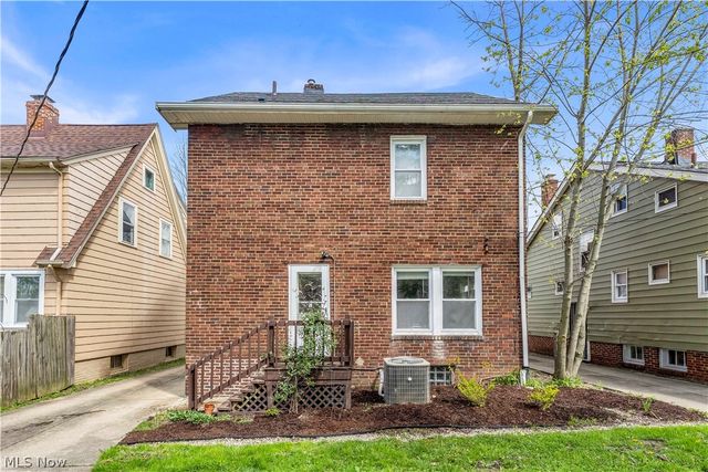 3562 Cedarbrook Road, University Heights, OH 44118