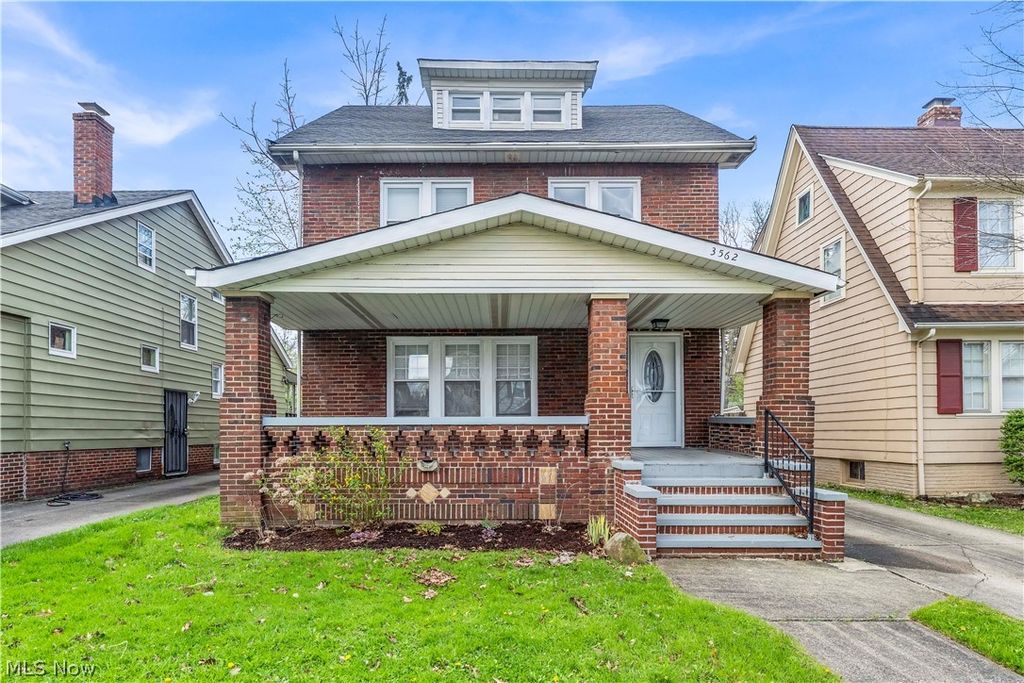 3562 Cedarbrook Road, University Heights, OH 44118