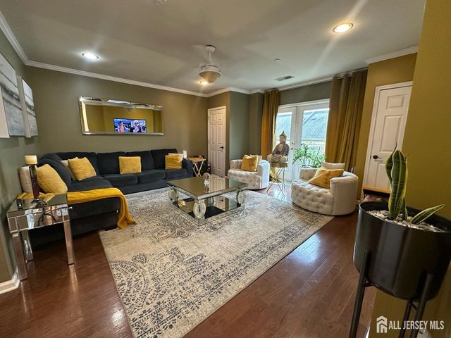 368 Rector Street 413, Perth Amboy, NJ 08861