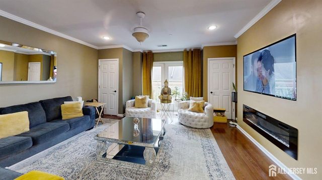 368 Rector Street 413, Perth Amboy, NJ 08861