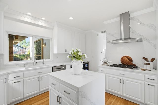 491 Bird Avenue, Los Gatos, CA 95032