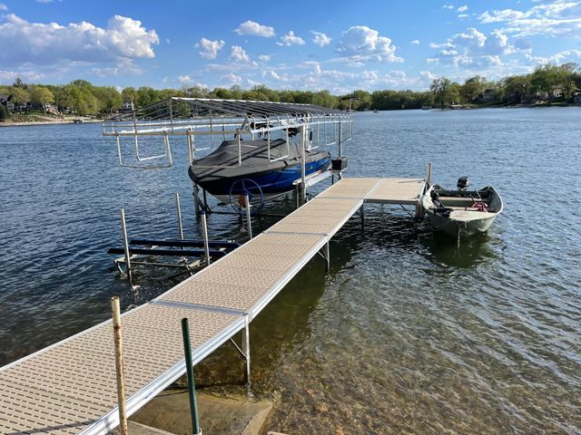 3313 Twin Island Circle NW, Prior Lake, MN 55372