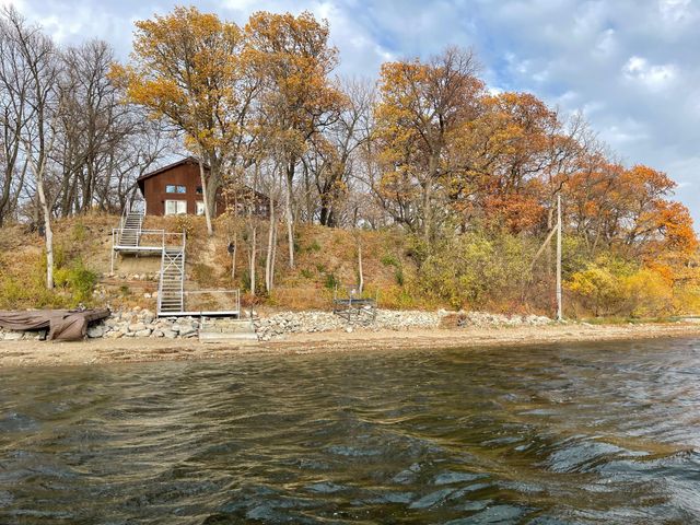 3313 Twin Island Circle NW, Prior Lake, MN 55372