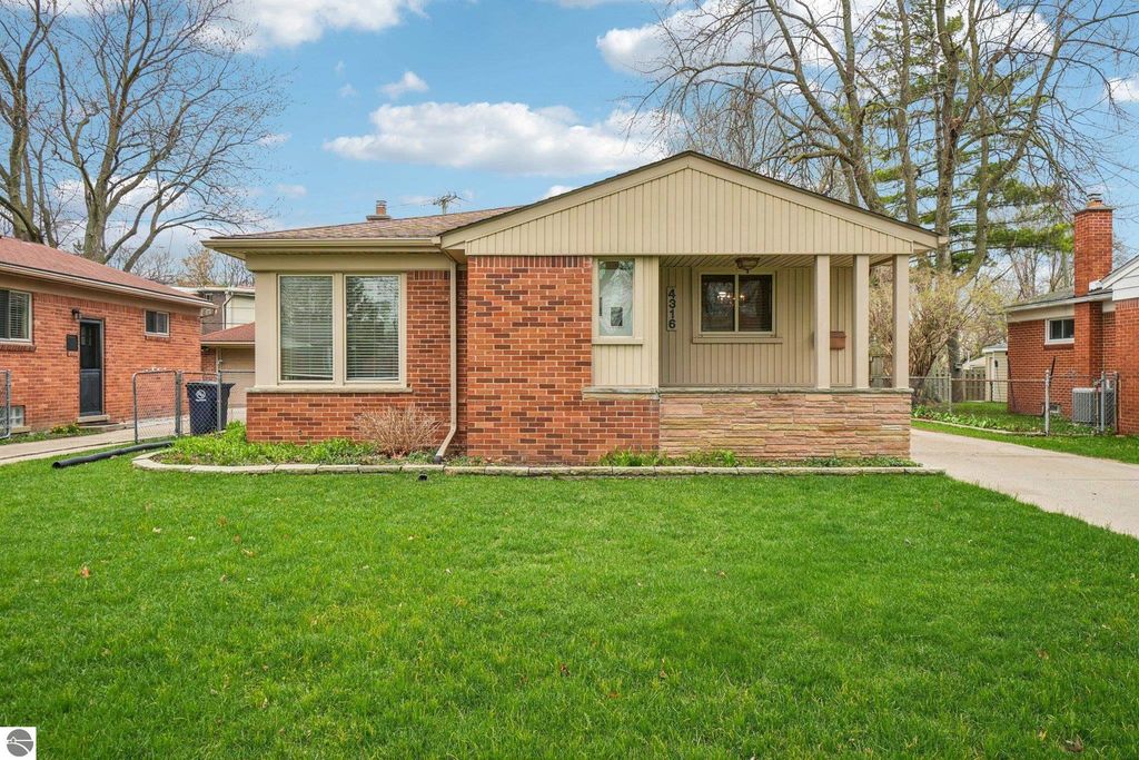 4316 Manor Avenue, Royal Oak, MI 48073