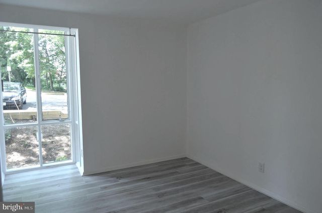 2636 FORT FARNSWORTH RD #126, Alexandria, VA 22303