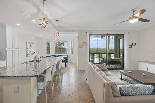 17118 VARDON TERRACE 306, Lakewood Ranch, FL 34211