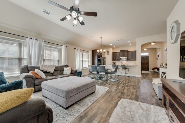 11852 Carlin Drive, Fort Worth, TX 76108