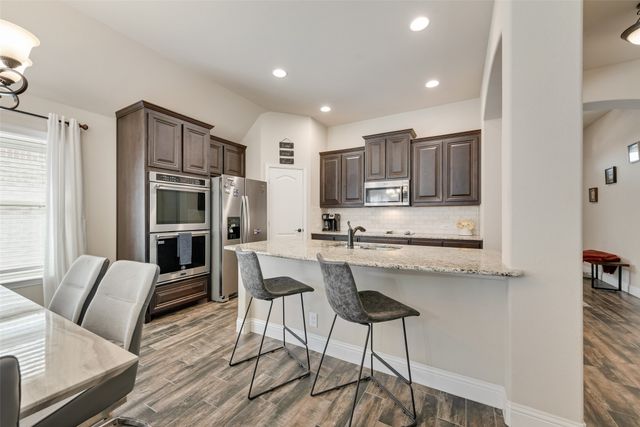 11852 Carlin Drive, Fort Worth, TX 76108