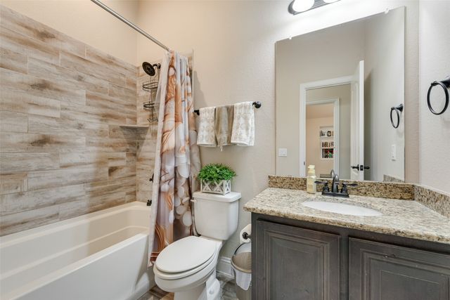 11852 Carlin Drive, Fort Worth, TX 76108