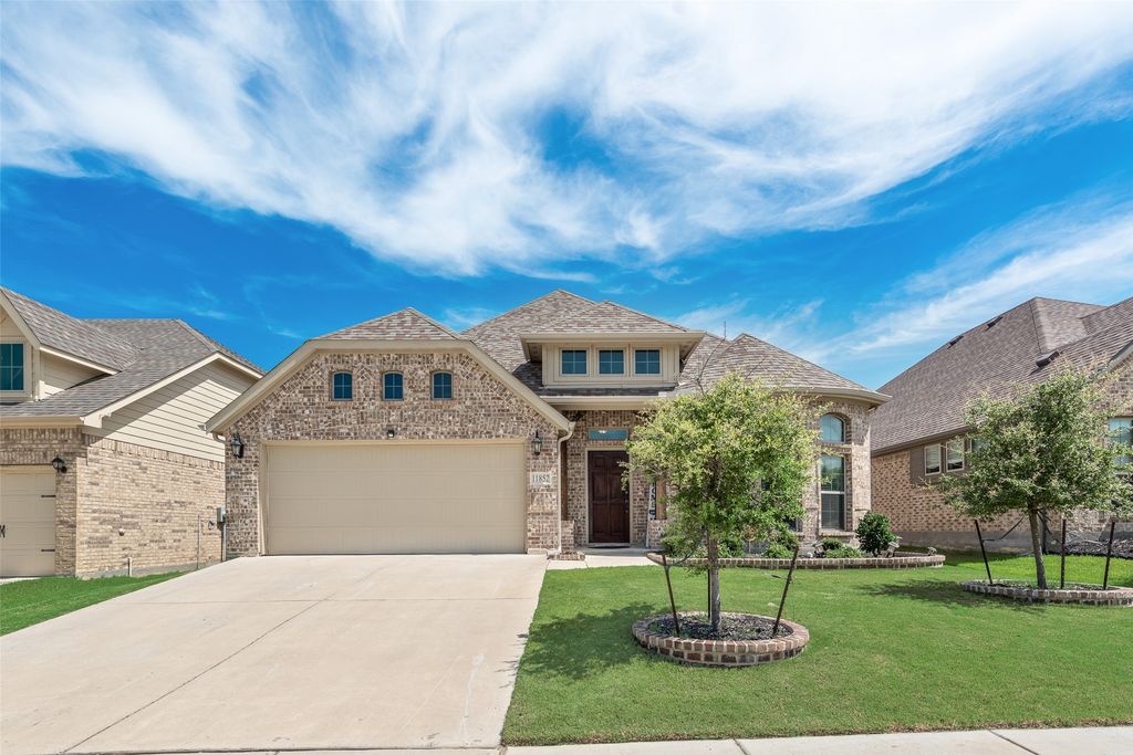 11852 Carlin Drive, Fort Worth, TX 76108