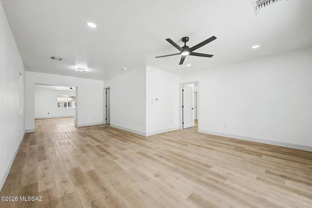 2551 E Monte Vista Drive, Tucson, AZ 85716