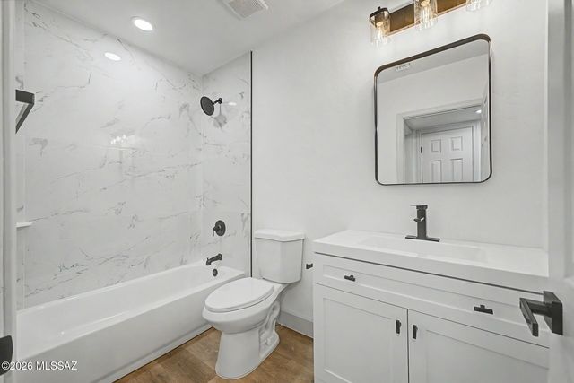 2551 E Monte Vista Drive, Tucson, AZ 85716