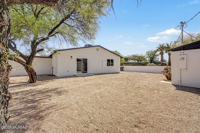2551 E Monte Vista Drive, Tucson, AZ 85716