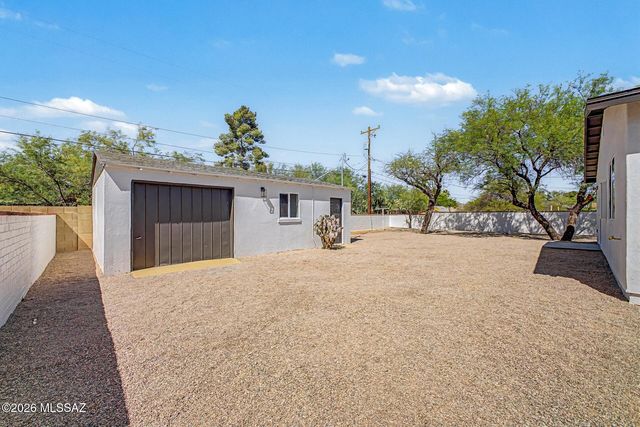 2551 E Monte Vista Drive, Tucson, AZ 85716