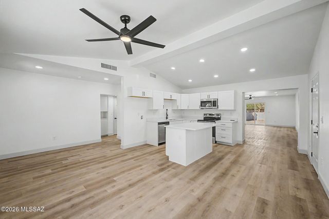 2551 E Monte Vista Drive, Tucson, AZ 85716