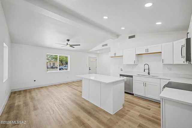 2551 E Monte Vista Drive, Tucson, AZ 85716