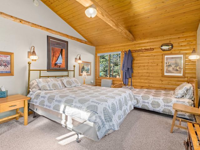 747 Coyote Hill Rd, Allenspark, CO 80510