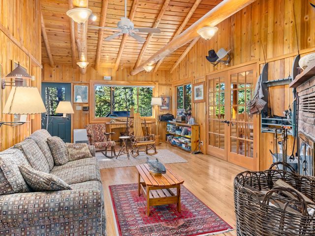 747 Coyote Hill Rd, Allenspark, CO 80510