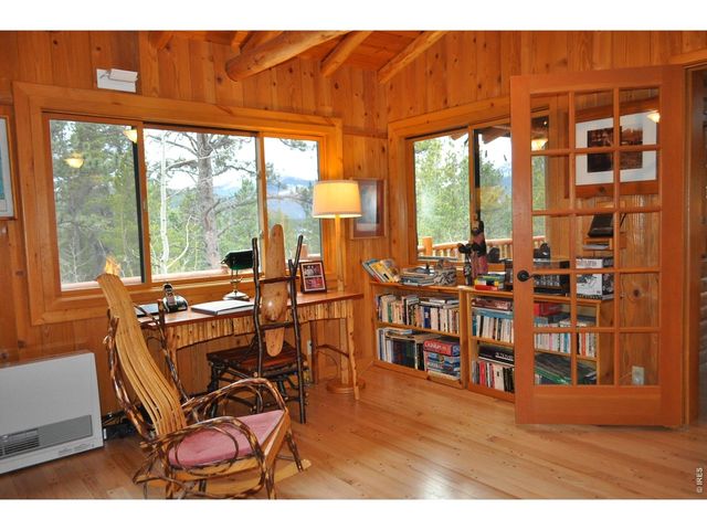 747 Coyote Hill Rd, Allenspark, CO 80510