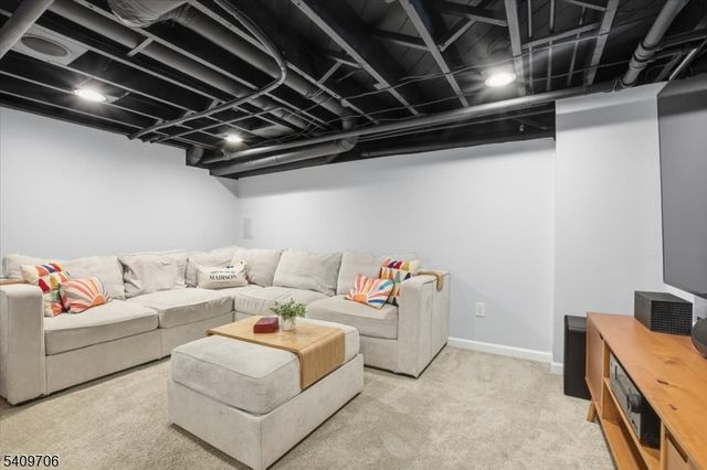 60 Greenwood Ave, Madison Boro, NJ 07940