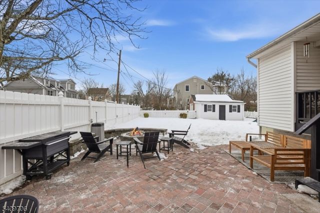 60 Greenwood Ave, Madison Boro, NJ 07940