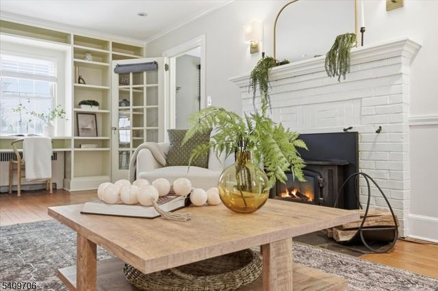 60 Greenwood Ave, Madison Boro, NJ 07940