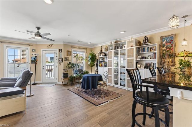 310 24th St Apt 201, Virginia Beach, VA 23451