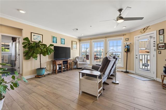 310 24th St Apt 201, Virginia Beach, VA 23451