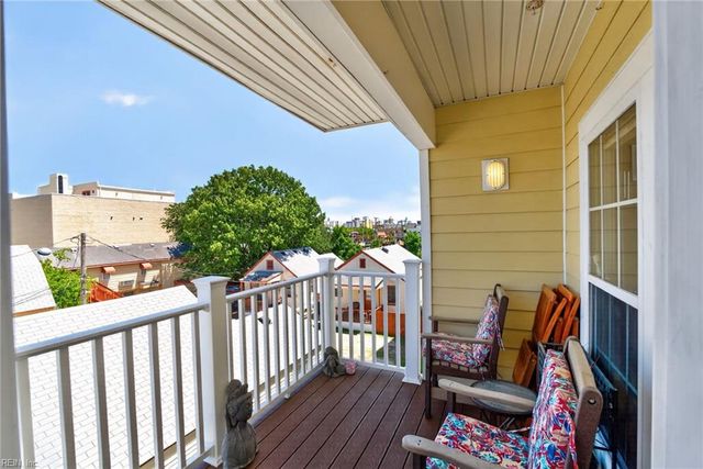 310 24th St Apt 201, Virginia Beach, VA 23451