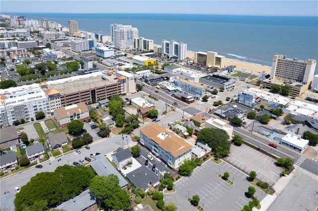310 24th St Apt 201, Virginia Beach, VA 23451