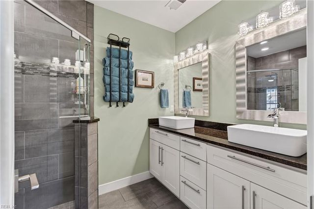310 24th St Apt 201, Virginia Beach, VA 23451