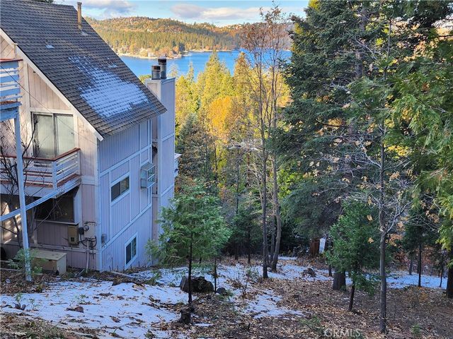 104 Fremont Road, Lake Arrowhead, CA 92352