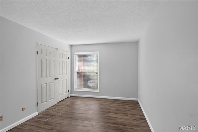 585 Coeur De Royale Drive 201, Creve Coeur, MO 63141
