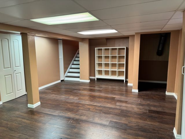 2404 Kenmore Court, Schaumburg, IL 60193