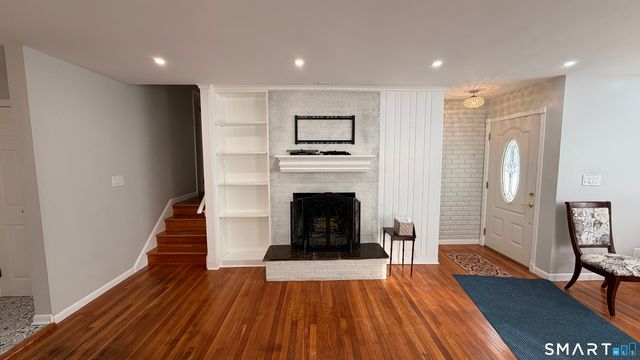 540 Lakeside Drive, Bridgeport, CT 06606