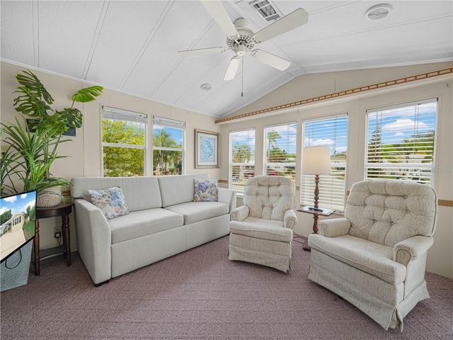 6 SILVERSIDES STREET, Lake Wales, FL 33898