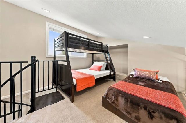17042 Pacific Coast Highway 201, Huntington Beach, CA 92649