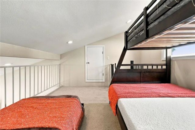 17042 Pacific Coast Highway 201, Huntington Beach, CA 92649